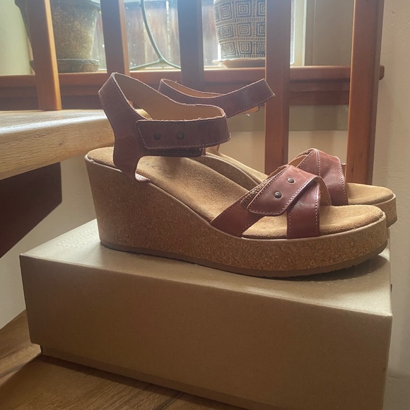 Taos Footwear Shoes - Taos Lexie Sandals
